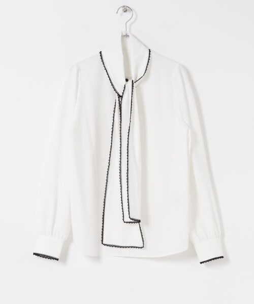 URBAN RESEARCH ROSSO（アーバンリサーチロッソ）の「『WEB/一部店舗限定』トリミングボウタイブラウス（シャツ/ブラウス・レディース・OFFWHITE/NAVY・Free）」の18枚目の写真