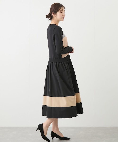 Jayro（ジャイロ）の「ニットドッキング配色ワンピース（ワンピース・レディース・ブラック/ベージュ/ブルー系・F）」の11枚目の写真