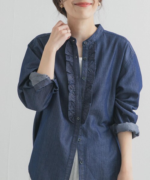 URBAN RESEARCH DOORS(アーバンリサーチドアーズ)の「フロントフリルシャツ(シャツ/ブラウス・レディース・NATURAL/INDIGO・Free)」の19枚目の写真