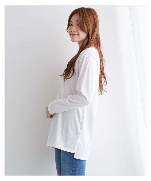 nissen（ニッセン）の「重ね着用長袖Ｔシャツ（ラウンドへム・スクエアへム）（Tシャツ/カットソー・レディース・ラウンドへム(オフホワイト)/スクエアへム(オフホワイト)/襟ぐり広めラウンドへム(オフホワイト)/襟ぐり広めスクエアへム(オフホワイト)・M/L/LL/S）」の5枚目の写真