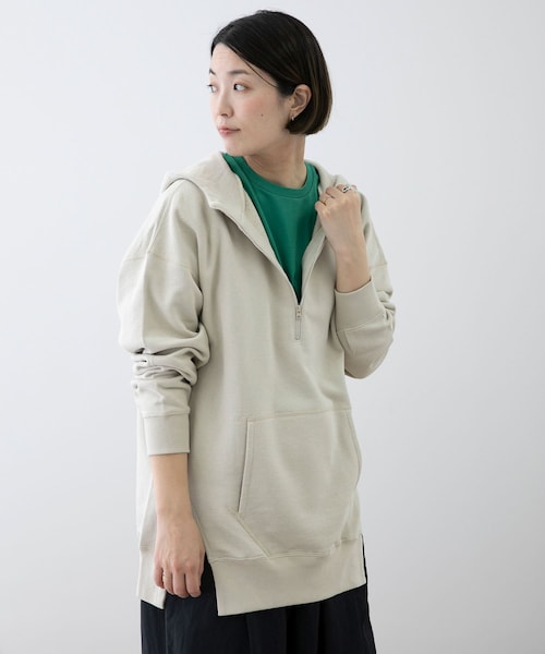 EKAL（エカル）の「EKAL　コハニングライトウエイトフーディー（パーカー・レディース・グレージュ/サーモン/チャコール・one）」の2枚目の写真