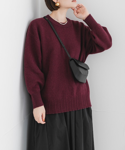 URBAN RESEARCH ROSSO（アーバンリサーチロッソ）の「F by ROSSO　ハミルトンクルーネックニット（ニット/セーター・レディース・L/GREIGE/GRAY/D/CHERRY/BLUE・FREE）」の4枚目の写真
