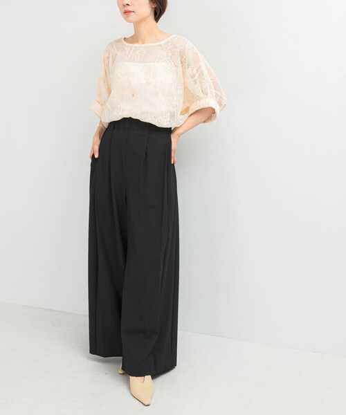 URBAN RESEARCH ROSSO（アーバンリサーチロッソ）の「TORRAZZO DONNA　Botanical pattern spangle blouse（シャツ/ブラウス・レディース・BLACK/IVORY・FREE）」の6枚目の写真