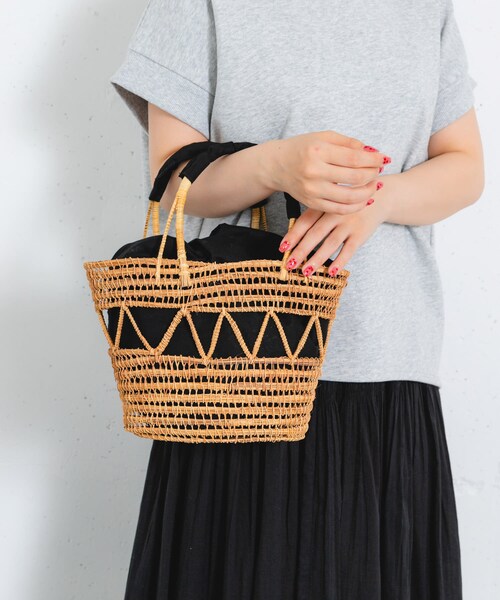 URBAN RESEARCH Sonny Label（アーバンリサーチサニーレーベル）の「TARANGO　カゴバッグ（かごバッグ・レディース・BLACK/OFF・one）」の2枚目の写真