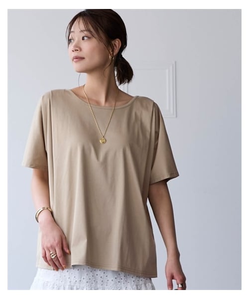 nissen（ニッセン）の「【スッキリ見え設計】綿１００％ひんやりシルクライクカットソーゆるシルエットTシャツ（接触冷感・UVカット）＜大きいサイズ有＞（Tシャツ/カットソー・レディース・黒/グレーベージュ/ミントグリーン/グレイッシュパープル・S/M/L/LL/3L）」の12枚目の写真