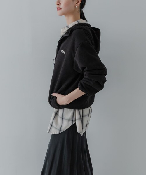 URBAN RESEARCH（アーバンリサーチ）の「『別注』THOUSAND MILE×URBAN RESEARCH　KNIT FREECE HF-ZIP HOODIE（パーカー・レディース・OFF WHITE/BORDEAUX/BLACK・M/L）」の18枚目の写真