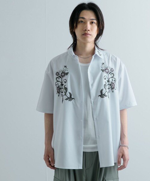 SENSE OF PLACE by URBAN RESEARCH(センスオブプレイスバイアーバンリサーチ)の「ボタニカルシシュウシャツ(5分袖)(シャツ/ブラウス・メンズ・BLACK/WHITE/GRAY・M/L)」の8枚目の写真