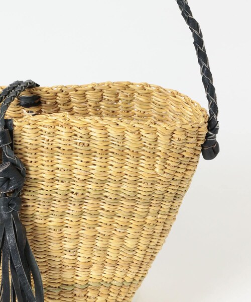 URBAN RESEARCH（アーバンリサーチ）の「ボルガバスケットショルダーバッグ（かごバッグ・レディース・NATURAL/NTL×BLK/PINK・-）」の16枚目の写真