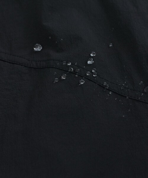 ADAM ET ROPE'（アダムエロペ）の「【撥水】ショルダータックシアーブルゾン（ブルゾン・レディース・ブラック/ベージュ系・F）」の17枚目の写真