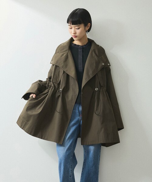 ADAM ET ROPE'（アダムエロペ）の「【WEB限定】スタンドカラーハーフモッズコート（モッズコート・レディース・ブラック/オフホワイト/カーキ系・F）」の4枚目の写真