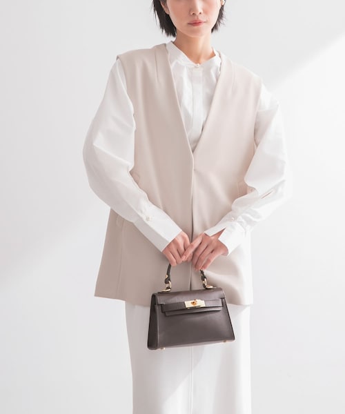 URBAN RESEARCH ROSSO（アーバンリサーチロッソ）の「ストレッチツイルジレ（ベスト・レディース・L.BEIGE/BLACK・Free）」の2枚目の写真