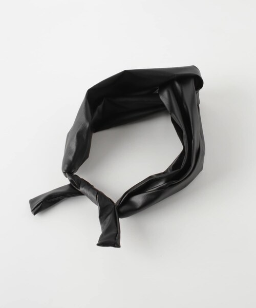 SMELLY（スメリー）の「エコレザーワイヤーヘアターバン（ヘアバンド・レディース・BLK/BRN・-）」の6枚目の写真