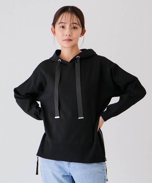 Jayro(ジャイロ)の「軽量ニットフーディー(パーカー・レディース・ブラック/オフホワイト/キャメル・F)」の2枚目の写真