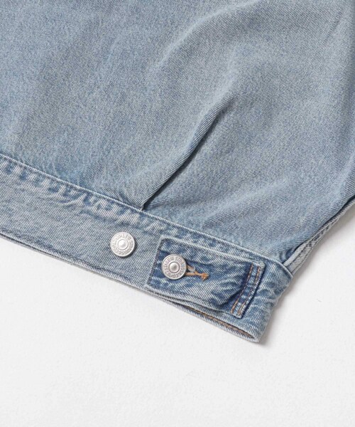 URBAN RESEARCH Sonny Label（アーバンリサーチサニーレーベル）の「Levi’s　LOOSE CROP TRUCKER（デニムジャケット・レディース・S SEASON・S）」の6枚目の写真