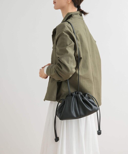 URBAN RESEARCH DOORS（アーバンリサーチドアーズ）の「2WAY巾着ショルダーバッグ（ショルダーバッグ・レディース・BLACK/IVORY/L.BLUE・one）」の12枚目の写真