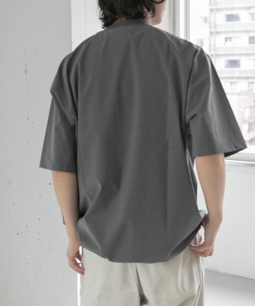 URBAN RESEARCH DOORS（アーバンリサーチドアーズ）の「FORK&SPOON　キャリーマンヘムスピンドルTシャツ（Tシャツ/カットソー・メンズ・LT.GREY/CHARCOAL/KHAKIBROWN・4/5）」の17枚目の写真