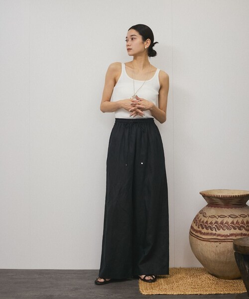 ADAM ET ROPE'(アダムエロペ)の「プリマベールファームリーリブタンクトップ / UVケア・洗える(タンクトップ・レディース・ブラック/オフホワイト/レッド系/パープル・F)」の14枚目の写真