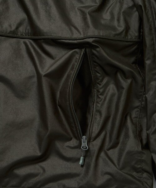URBAN RESEARCH（アーバンリサーチ）の「DAIWA PIER39　TECH REVERSIBLE BH WINDBREAKER JACKET（ブルゾン・メンズ・BLACK/D.GREEN・M/L/XL）」の15枚目の写真