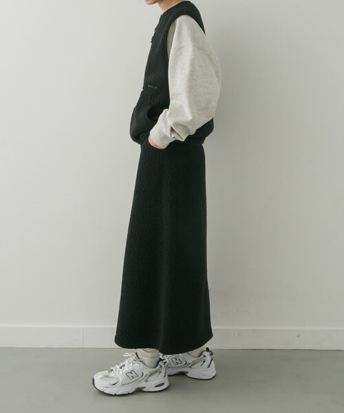 URBAN RESEARCH DOORS（アーバンリサーチドアーズ）の「『別注』Snow Peak Apparel×DOORS　ThermalBoa FleeceSkirt（スカート・レディース・グレー/ブラック・FREE）」の13枚目の写真