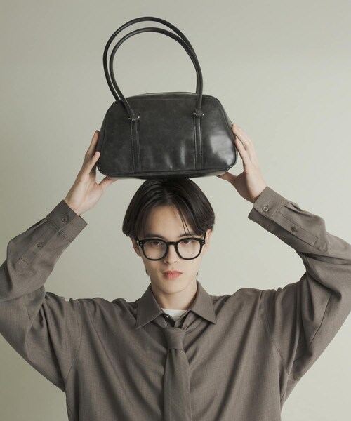 SENSE OF PLACE by URBAN RESEARCH（センスオブプレイスバイアーバンリサーチ）の「ロングハンドルボストンバッグ（ボストンバッグ・メンズ・BLACK/CHARCOAL/SILVER・one）」の11枚目の写真