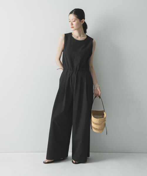 URBAN RESEARCH(アーバンリサーチ)の「『吸水速乾/UVカット』『別注』THOUSAND MILE×URBAN RESEARCH SLEEVELESS ALL IN ONE(つなぎ/オールインワン・レディース・BLACK/NAVYSTRIPE・M/L)」の7枚目の写真