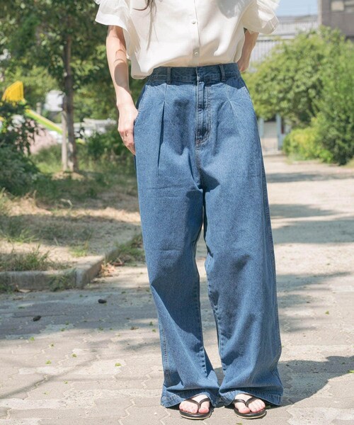 ITEMS URBANRESEARCH(アイテムズ アーバンリサーチ)の「ウエストタックデニムパンツ(デニムパンツ・レディース・BLU/IDG・S/M)」の5枚目の写真