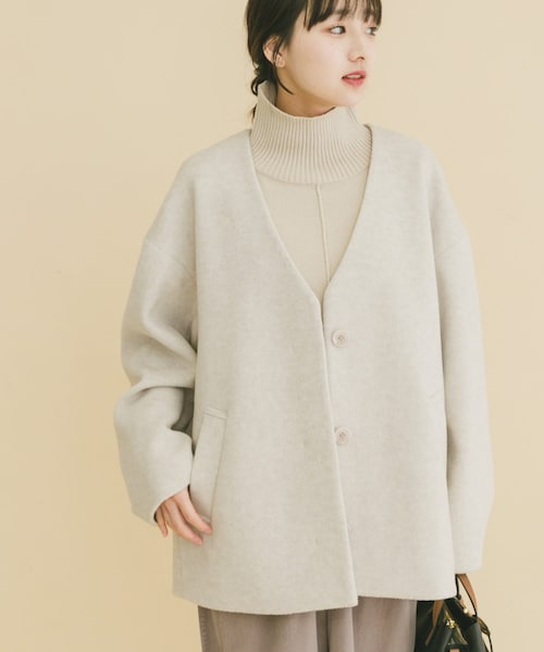 ITEMS URBANRESEARCH(アイテムズ アーバンリサーチ)の「ノーカラーコクーンジャケット(ノーカラージャケット・レディース・GRY/IVO・Free)」の1枚目の写真
