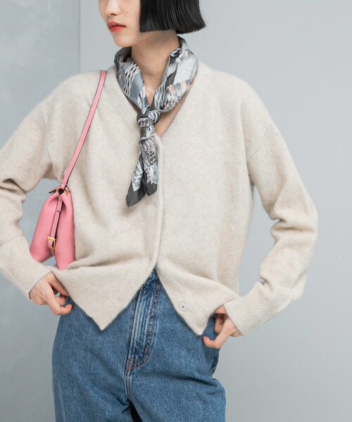 URBAN RESEARCH ROSSO(アーバンリサーチロッソ)の「エアリーニット2WAYカーディガン(カーディガン/ボレロ・レディース・G/WHITE/BEIGE/BLACK・Free)」の10枚目の写真