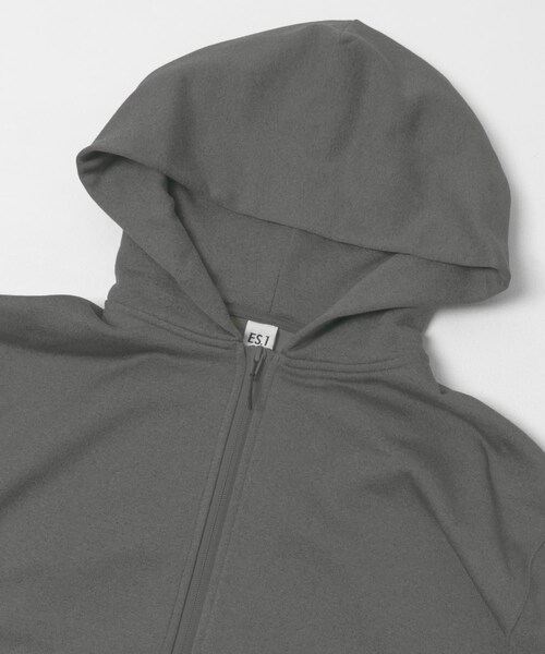 URBAN RESEARCH（アーバンリサーチ）の「ES.1　Power Stretch Hoodie（パーカー・メンズ・gray/black・M/L/XL）」の9枚目の写真