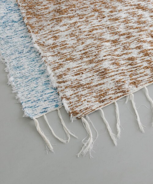 URBAN RESEARCH DOORS(アーバンリサーチドアーズ)の「『別注』JARAPA×DOORS LIVING PRODUCTS ミックスラグ 140×200(インテリア雑貨・メンズ・BRN×WHT/BLU×WHT・M)」の6枚目の写真