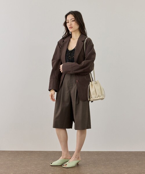 ADAM ET ROPE'（アダムエロペ）の「【一部WEB限定カラー】シャツジャケット（テーラードジャケット・レディース・ブラック/オフホワイト/ダークブラウン・36/38）」の12枚目の写真