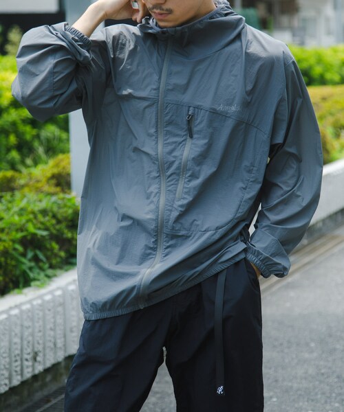URBAN RESEARCH(アーバンリサーチ)の「Afterglow 15D CORDURA EDC HOODIE(パーカー・メンズ・CHARCOAL/BLACK・L/XL)」の15枚目の写真