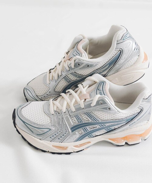 URBAN RESEARCH(アーバンリサーチ)の「ASICS GEL-KAYANO 14(スニーカー・レディース・110 W/G GY/109 C/IRON/022O GY/SV・23.5/24/24.5/25/25.5)」の20枚目の写真
