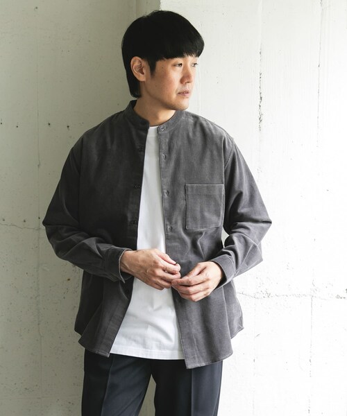 URBAN RESEARCH DOORS（アーバンリサーチドアーズ）の「『UR TECH』コーデュロイバンドカラーシャツ（シャツ/ブラウス・メンズ・GREIGE/BLUEGREEN/CHARCOAL/PAISLEY・M/L）」の8枚目の写真