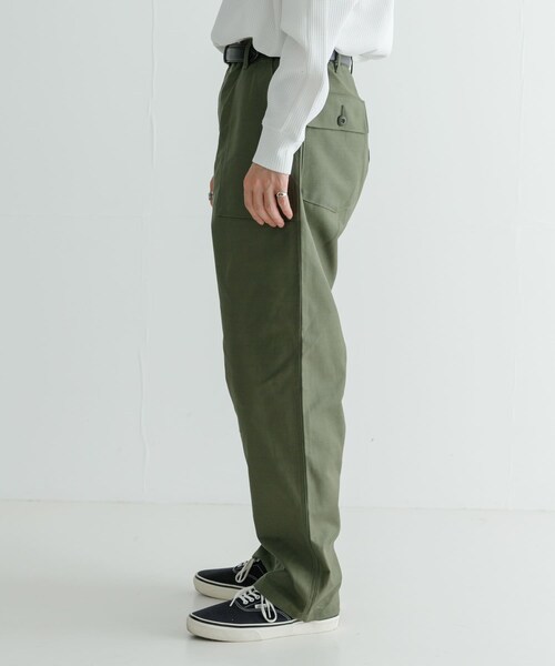 URBAN RESEARCH(アーバンリサーチ)の「『別注』CIOTA×URBAN RESEARCH Baker Pants(Baggy)(チノパンツ・メンズ・Dark Olive・4/5/6)」の7枚目の写真