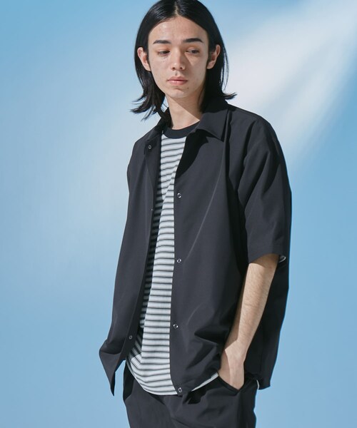 URBAN RESEARCH DOORS(アーバンリサーチドアーズ)の「『仁村紗和さん着用』『UR TECH』サマシェア ショートスリーブシャツカーディガン(カーディガン/ボレロ・メンズ・SAGE GREEN/GRAY/CHARCOAL/BLACK/BROWN/KHAKI・M/L/XL)」の9枚目の写真