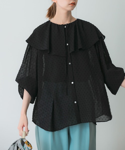 URBAN RESEARCH ROSSO（アーバンリサーチロッソ）の「ジャガードケープブラウス（シャツ/ブラウス・レディース・off/camel/black・FREE）」の13枚目の写真