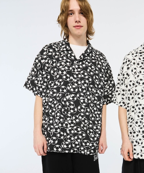 URBAN RESEARCH(アーバンリサーチ)の「LOTTO SOCCER BALL PRINT SHIRTS(シャツ/ブラウス・メンズ・WHITE/BLACK・M/L/XL/XXL)」の2枚目の写真