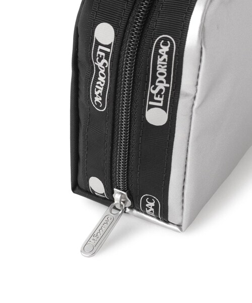 ADAM ET ROPE'（アダムエロペ）の「【LeSportsac for ADAM ET ROPE'】SQUARE COSMETIC (SHINE/SOLID)（ポーチ・レディース・シルバー・F）」の9枚目の写真