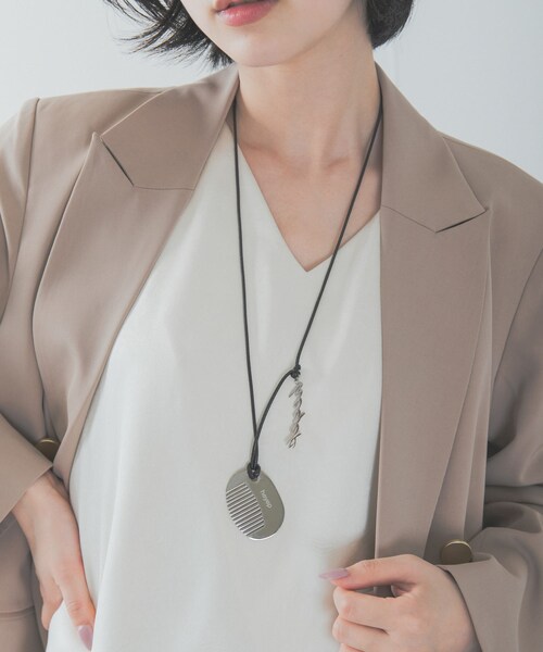 URBAN RESEARCH ROSSO（アーバンリサーチロッソ）の「『別注』heyep×ROSSO　コームネックレス（ネックレス・レディース・SILVER・-）」の3枚目の写真