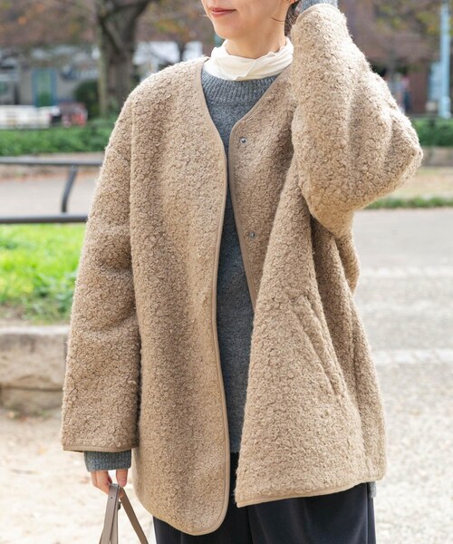 ITEMS URBANRESEARCH(アイテムズ アーバンリサーチ)の「ボアジャケット(ノーカラージャケット・レディース・OFF/GRY/L.BRN・Free)」の15枚目の写真