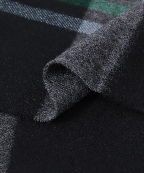 URBAN RESEARCH（アーバンリサーチ）の「チェックカシミヤマフラー（マフラー・メンズ・NAVY×CCL/BEG×BROWN/RED CHECK/BLK CHECK/YEL CHECK・FREE）」の8枚目の写真