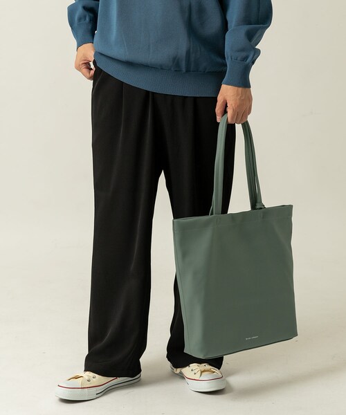 ITEMS URBANRESEARCH(アイテムズ アーバンリサーチ)の「フェイクレザー トートバッグ(トートバッグ・メンズ・GRN/BLK/BRN・-)」の4枚目の写真