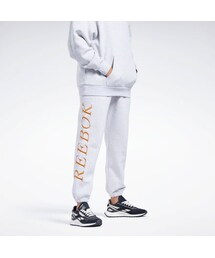 Reebok（リーボック）の「クラシックス グラフィック フリース ジョガー / Classics Graphic Fleece Joggers （アウトドア/スポーツ）」