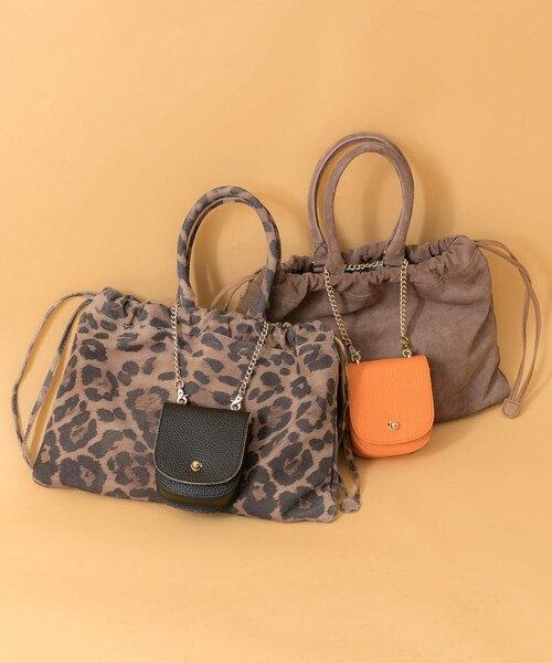 URBAN RESEARCH（アーバンリサーチ）の「Ch!iii×URBAN RESEARCH　別注Squeeze clutch（クラッチバッグ・レディース・Leopard/Taupe・-）」の12枚目の写真