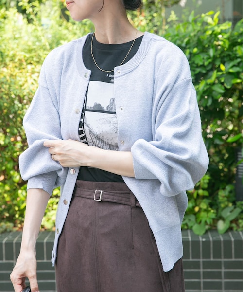 ITEMS URBANRESEARCH（アイテムズ アーバンリサーチ）の「ドットボタンラメニットカーディガン（カーディガン/ボレロ・レディース・BLK/RED/GRY・FREE）」の2枚目の写真