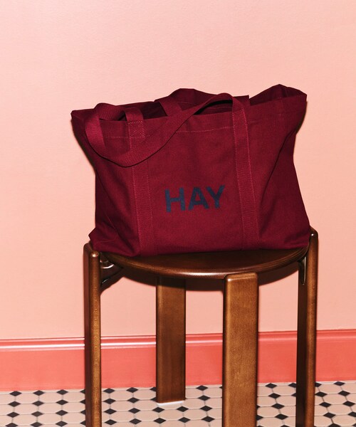 SENSE OF PLACE by URBAN RESEARCH(センスオブプレイスバイアーバンリサーチ)の「HAY Shopper Bag M(トートバッグ・メンズ・LAVENDER/SoftYellow/Burgundy/SteelBlue・One)」の12枚目の写真