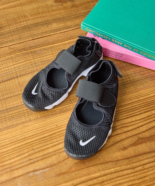 ROPE' PICNIC(ロペピクニック)の「【一部店舗限定】【KIDS/キッズ】【NIKE/ナイキ】RIFT GS/PS(サンダル・キッズ・ブラック系・19/20/21/22)」の6枚目の写真
