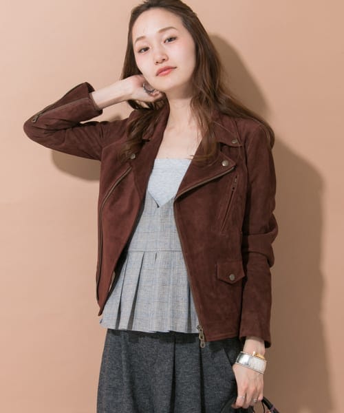 URBAN RESEARCH（アーバンリサーチ）の「SUPP.　別注 SUEDE RIDERS JACKET（ライダースジャケット・レディース・BROWN・S/M）」の4枚目の写真