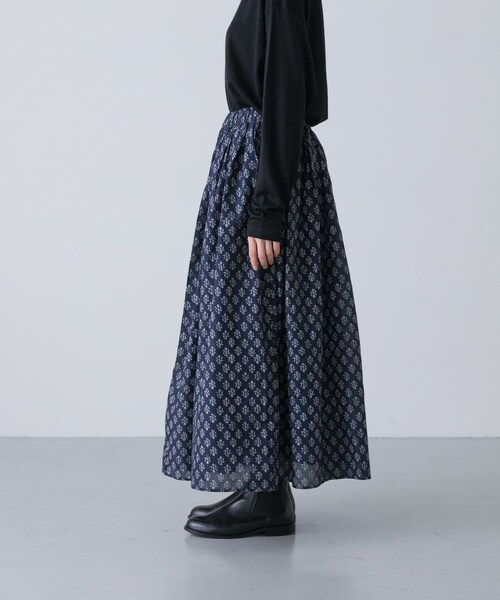 かぐれ（カグレ）の「maison de soil　FLOWER BLOCK PRINT SKIRT（スカート・レディース・NVY/OLV・2）」の11枚目の写真